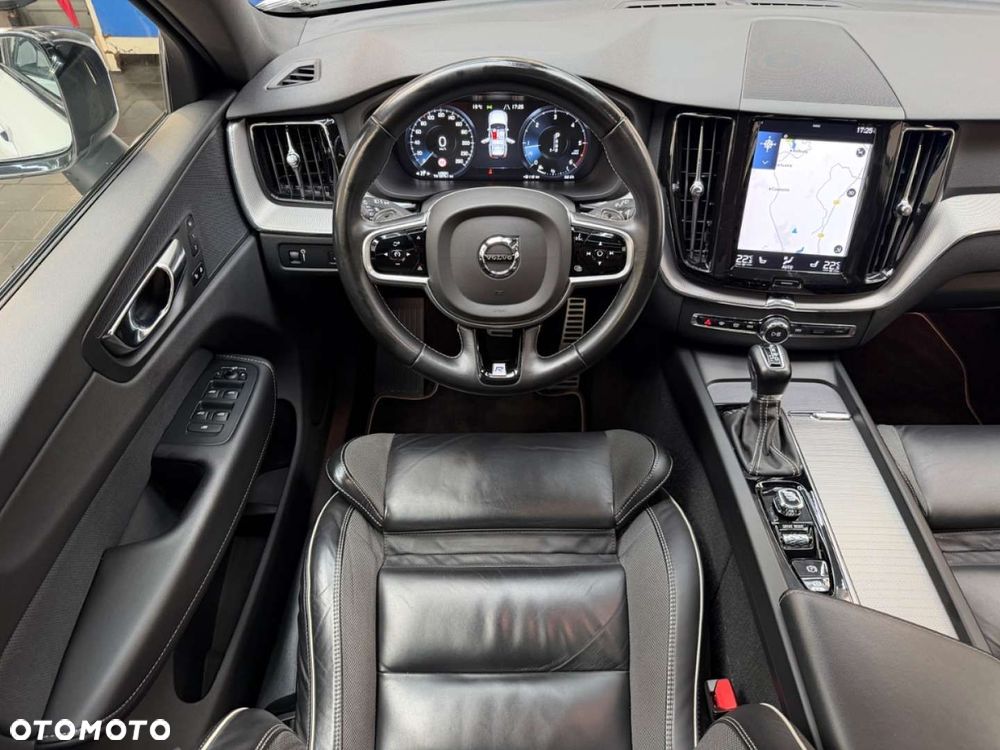 Volvo XC 60 - 26