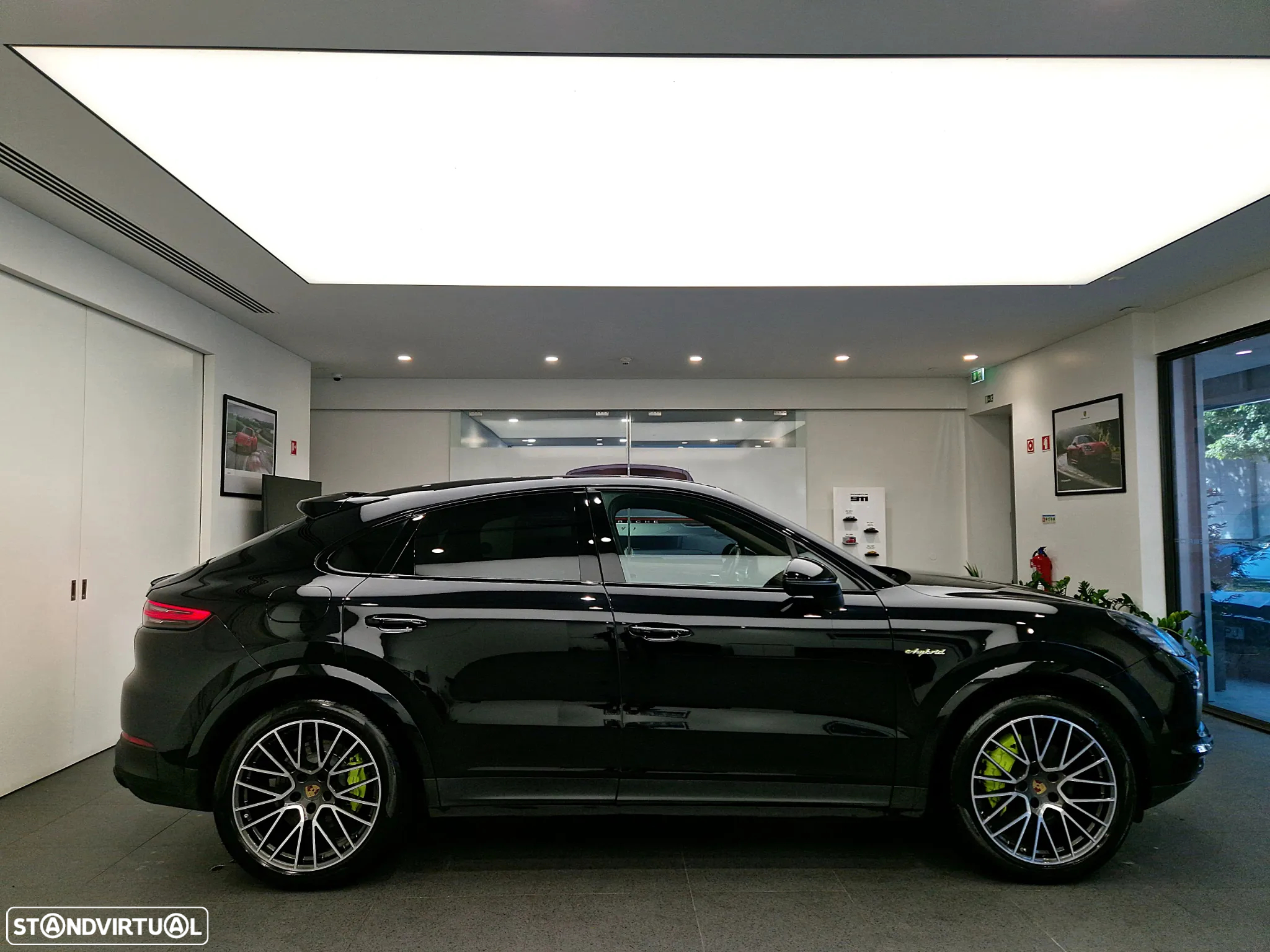 Porsche Cayenne Coupé E-Hybrid - 11