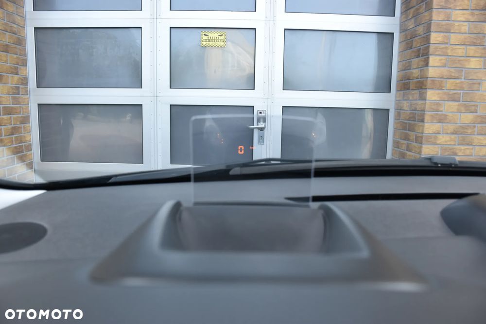 Peugeot 3008 155 THP Automatik Allure - 19