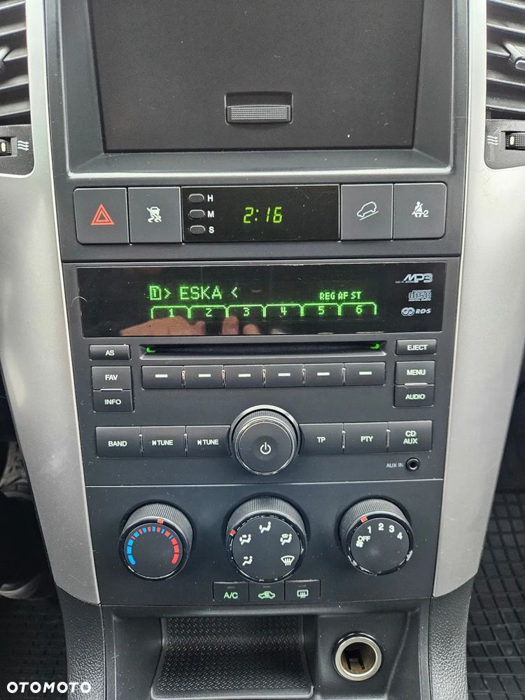 Chevrolet Captiva 2.0 4WD 5 Sitzer LT - 21