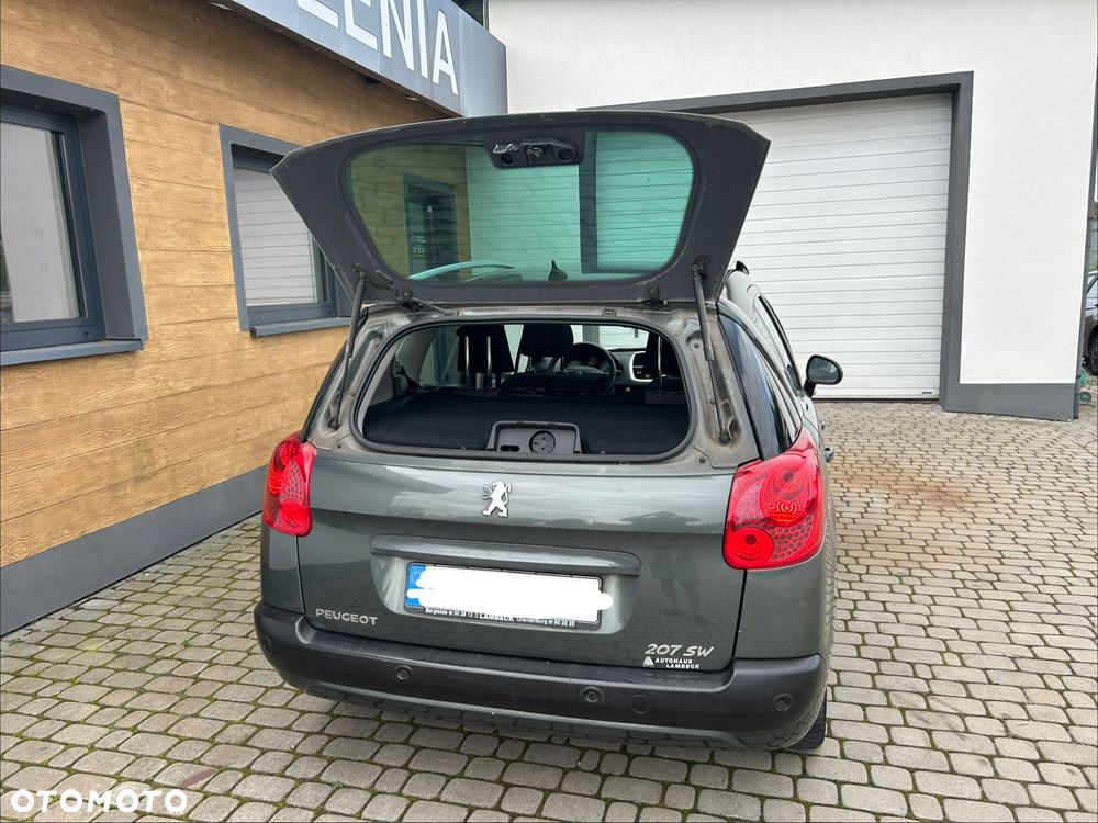 Peugeot 207 120 Sport - 23