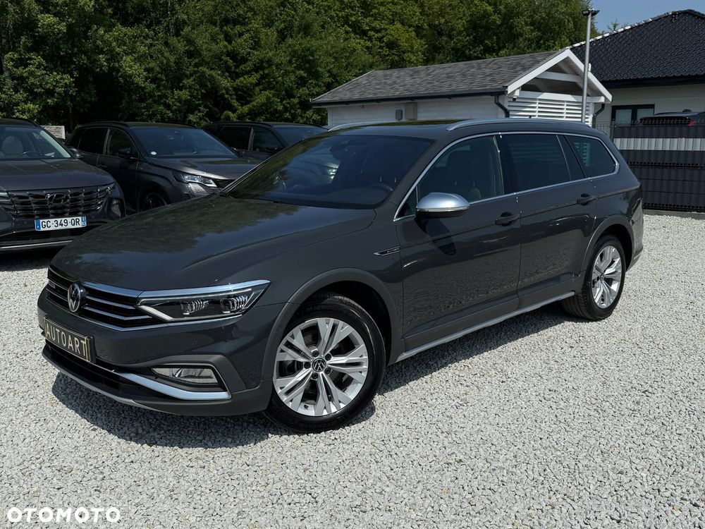Volkswagen Passat Alltrack 2.0 TDI SCR DSG 4Motion - 6