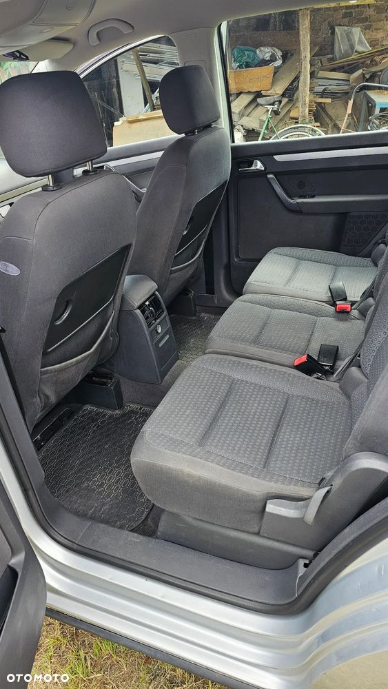 Volkswagen Touran 1.9 TDI Trendline - 21