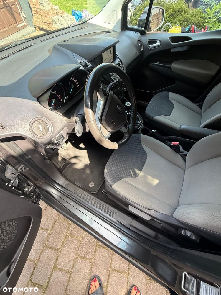 Ford Tourneo Courier 1.0 EcoBoost Titanium - 16