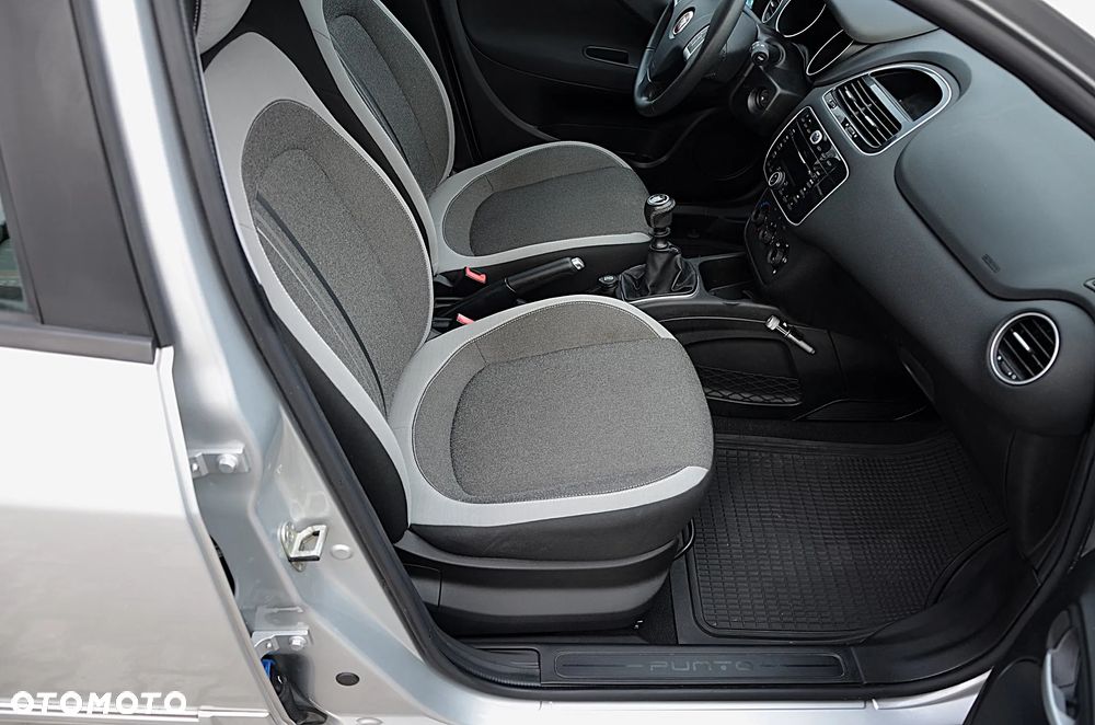 Fiat Punto 1.2 Fresh - 23