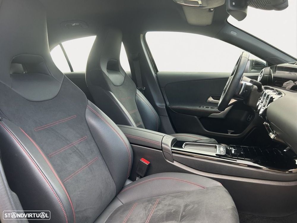 Mercedes-Benz A 250 — fotografia 13