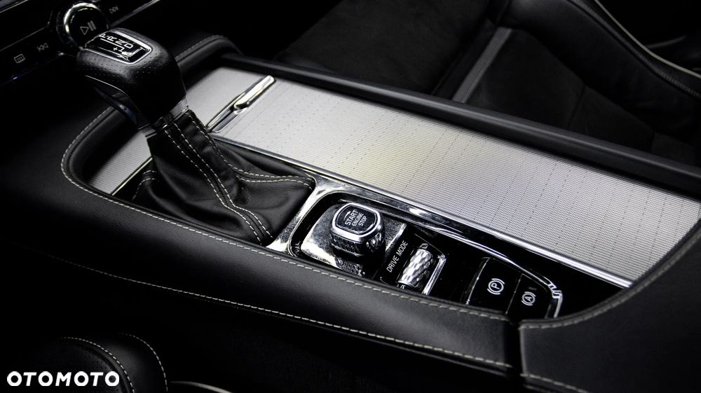 Volvo S90 B4 B R-Design - 28