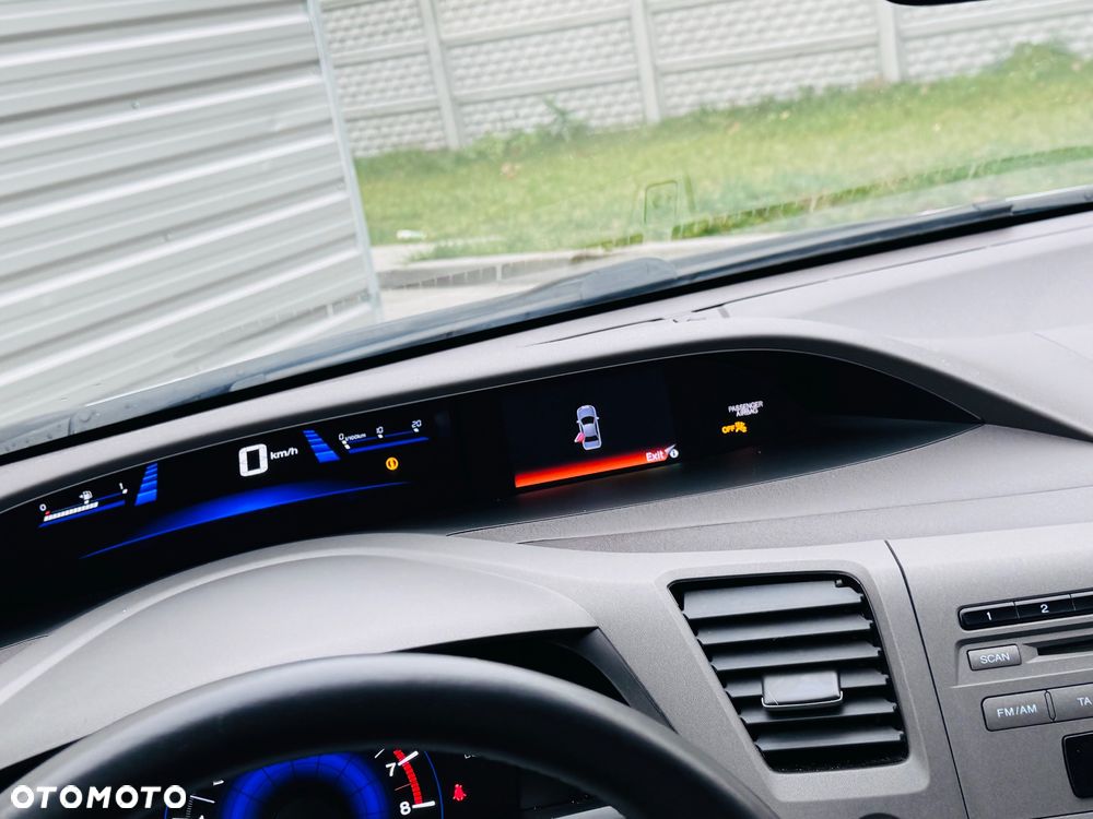 Honda Civic 1.8 Comfort - 32