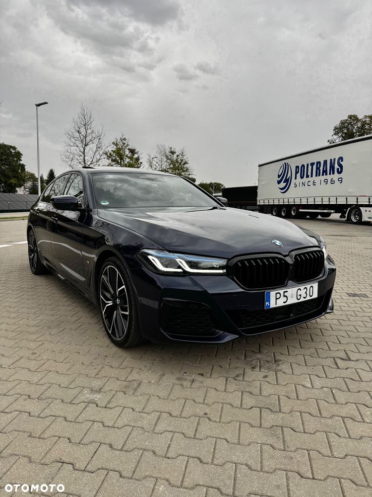BMW Seria 5 545e xDrive M Sport Edition - 3