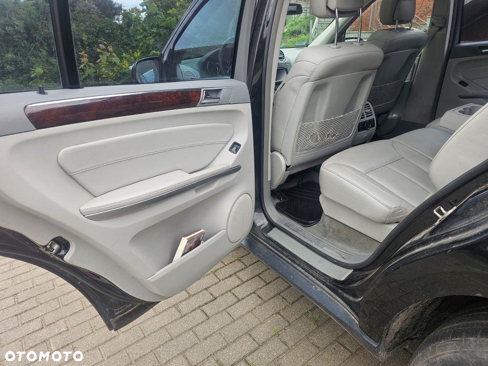 Mercedes-Benz GL 450 CDI - 10