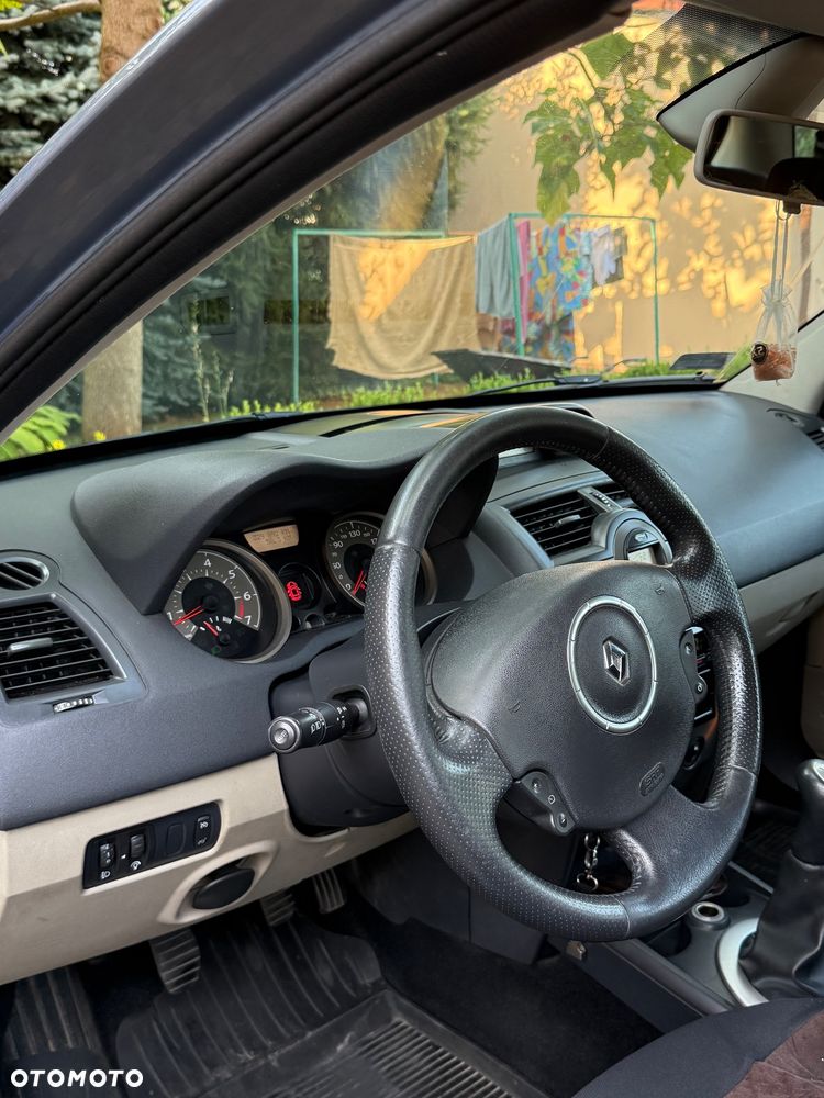 Renault Megane - 9