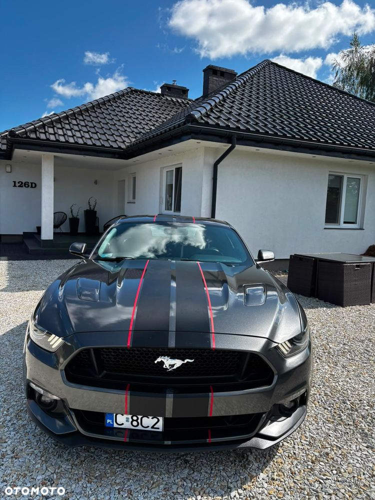 Ford Mustang - 24