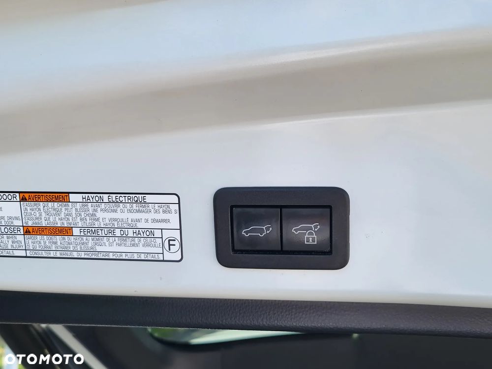 Toyota Corolla Cross 2.0 Hybrid Premiere Edition AWD - 30