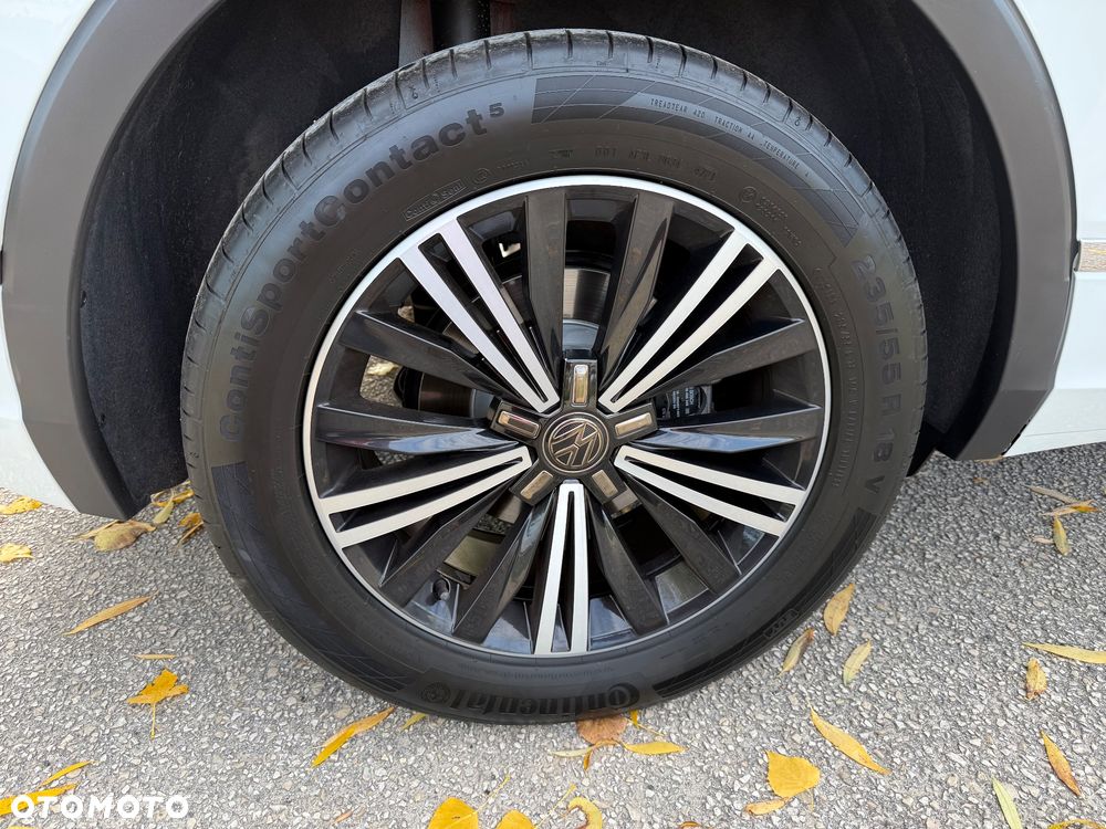 Volkswagen Tiguan 2.0 TDI SCR R-Line - 29