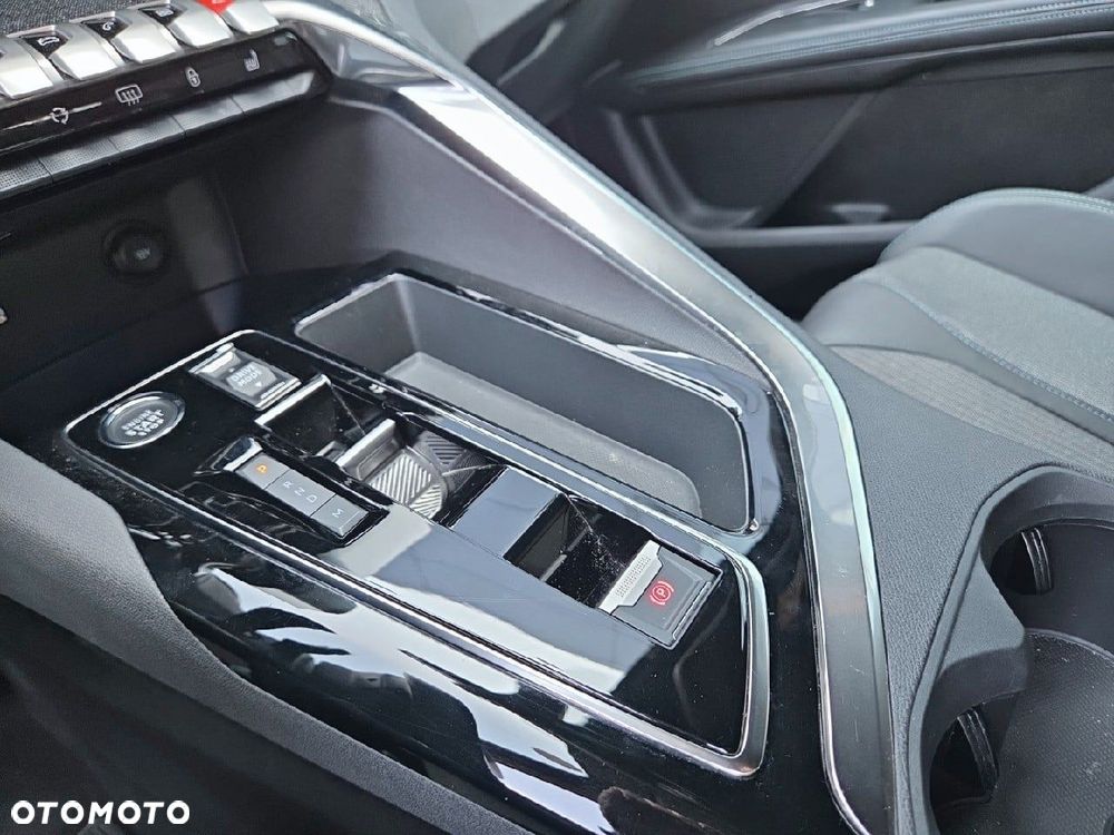 Peugeot 5008 1.5 BlueHDi Allure Pack S&S EAT8 - 14
