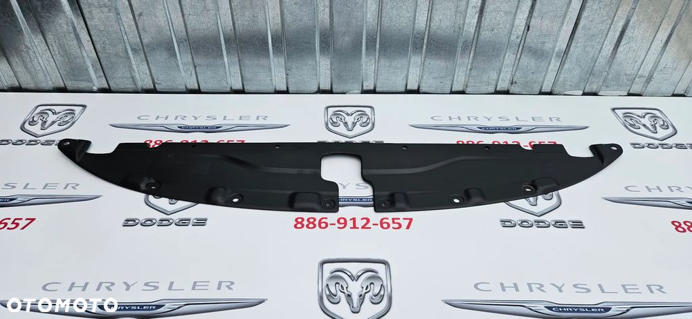 Chrysler Pacifica 2016-  Górna osłona pasa przedniego Nakładka zderzaka Maskownica 68227299AA ORYGINAŁ