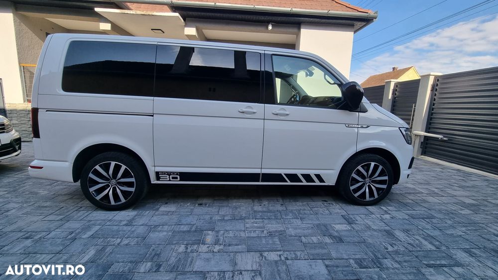 Volkswagen Multivan - 1