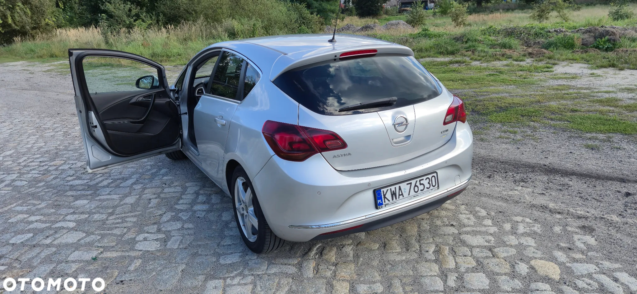 Opel Astra IV 1.6 CDTI Cosmo - 5