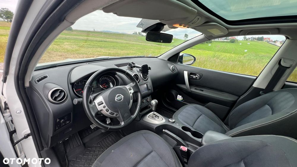 Nissan Qashqai 2.0 4 x 4 CVT tekna - 16