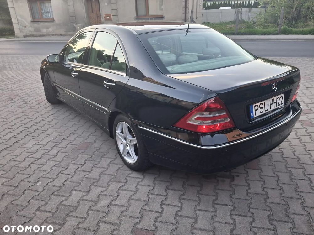 Mercedes-Benz Klasa C - 36
