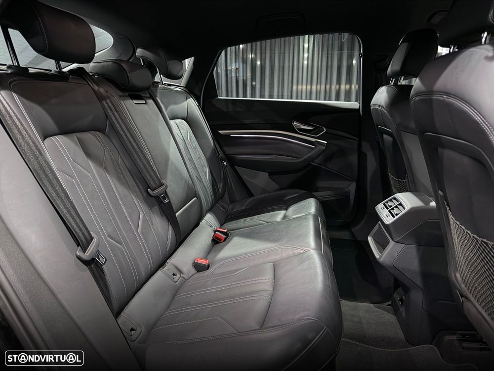 Audi e-tron Sportback 55 quattro S line - 42