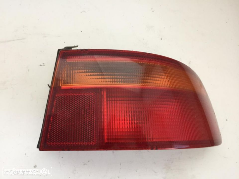 Farol farolim tras direito honda accord - 1