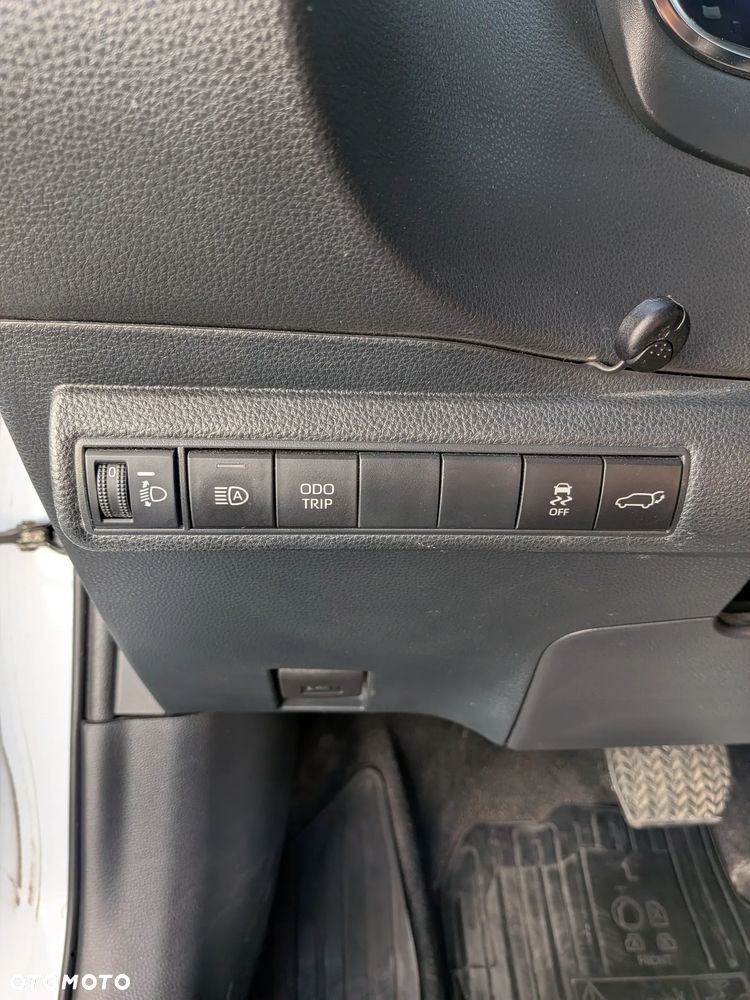 Toyota Corolla 1.8 Hybrid GPF Comfort - 12
