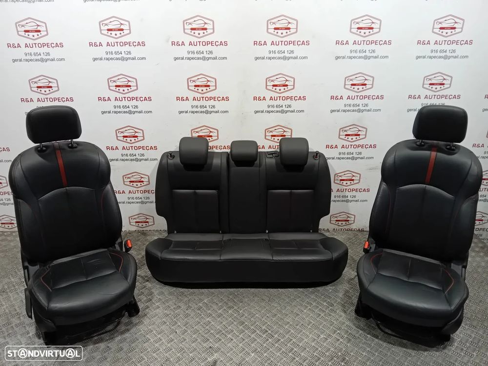 Conjunto de Bancos Nissan Juke Original - 18