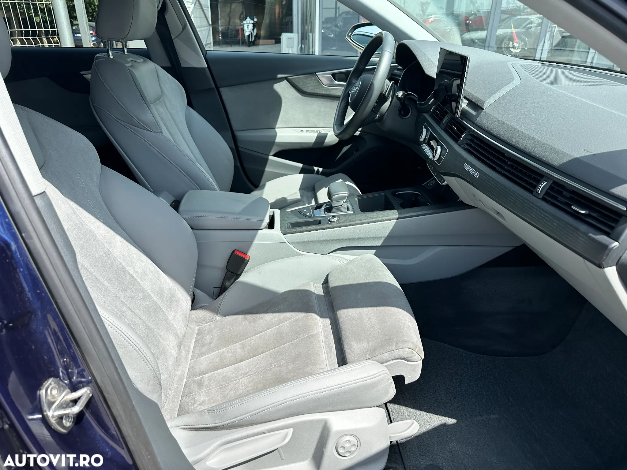 Audi A4 Allroad 2.0 TDI Quattro S tronic - 29
