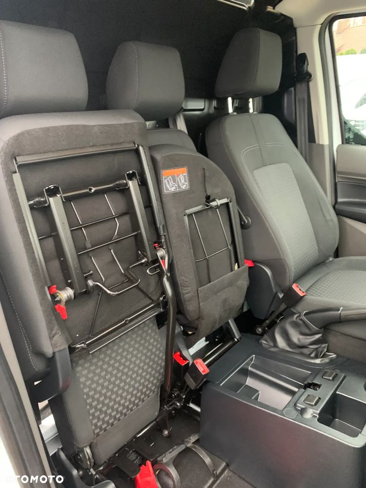 Ford Connect L2 Maxi Long 3 miejscowy Skrzynia 6biegowa Ładowność 690kg 2 Euro Palety  Homologacja cięż. VAT-1 GWARANCJA Ford do 12.2026r - 12