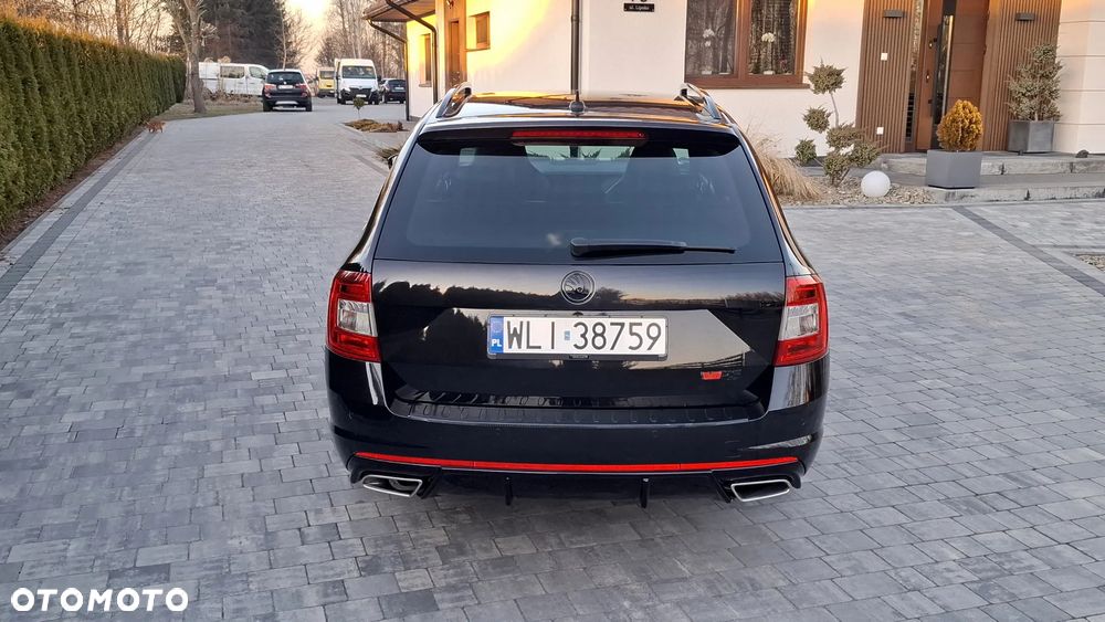 Skoda Octavia 2.0 TDI (Green tec) DSG RS - 6