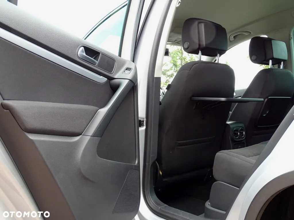 Volkswagen Tiguan 2.0 TDI SCR BlueMotion Technology Sport & Style - 32