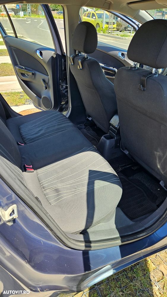 Opel Corsa - 12