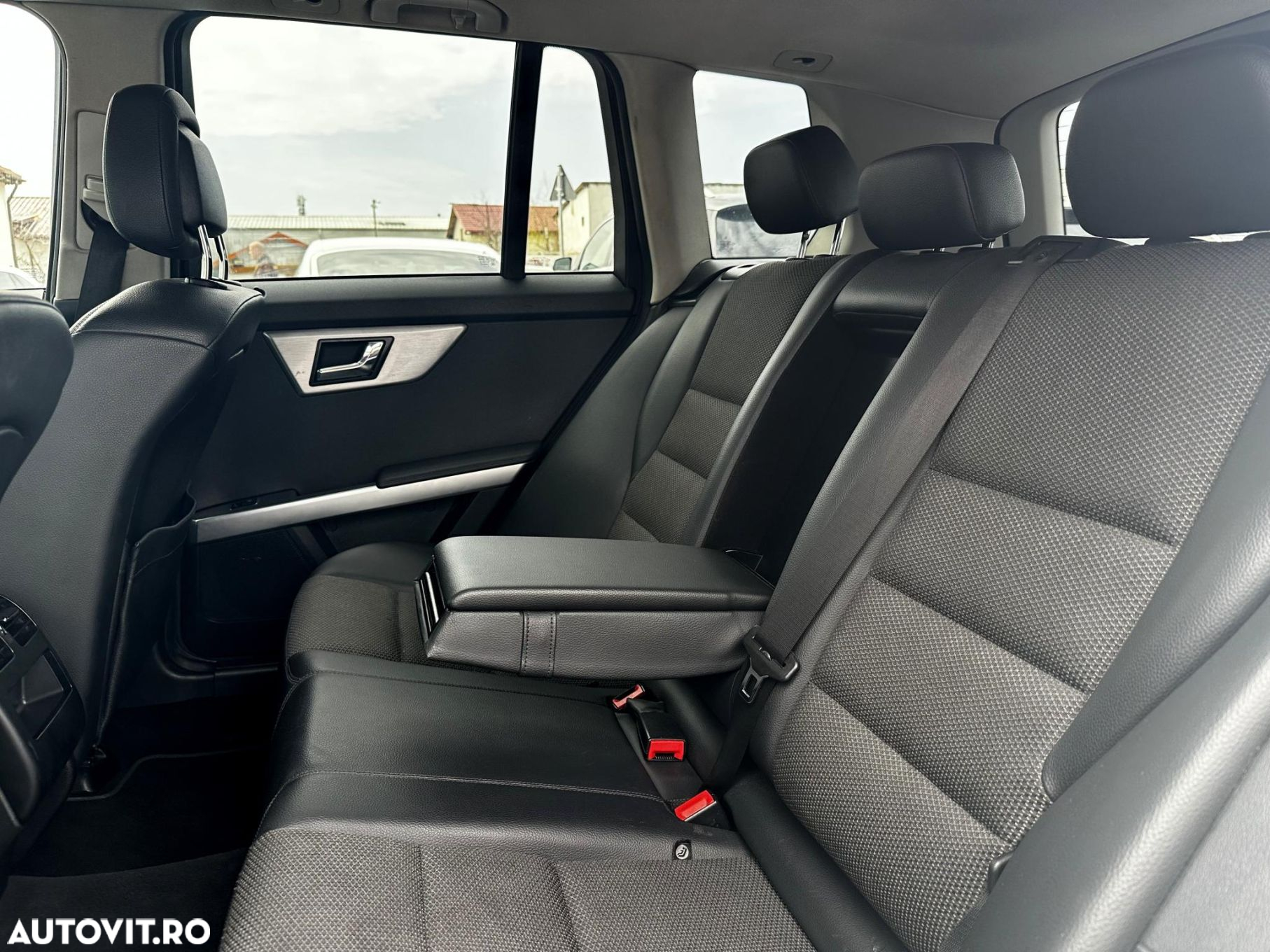 Mercedes-Benz GLK - 18