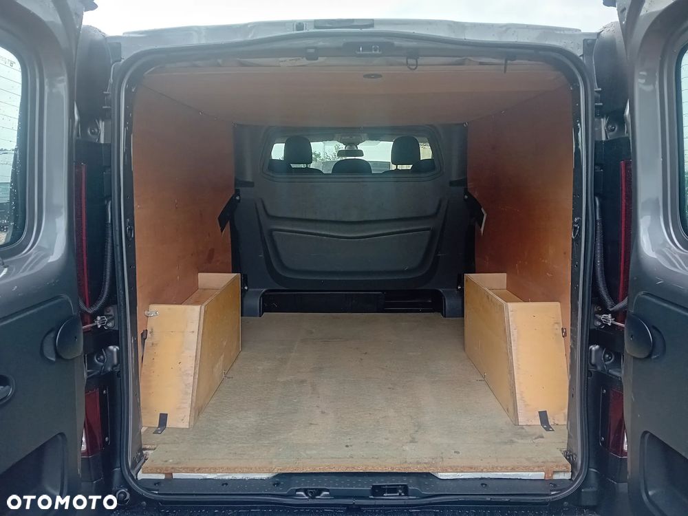Opel Vivaro Brygadówka - 10