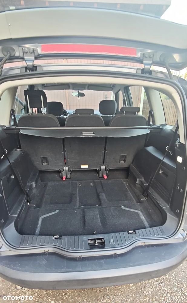Ford S-Max 2.0 TDCi DPF Ambiente - 9