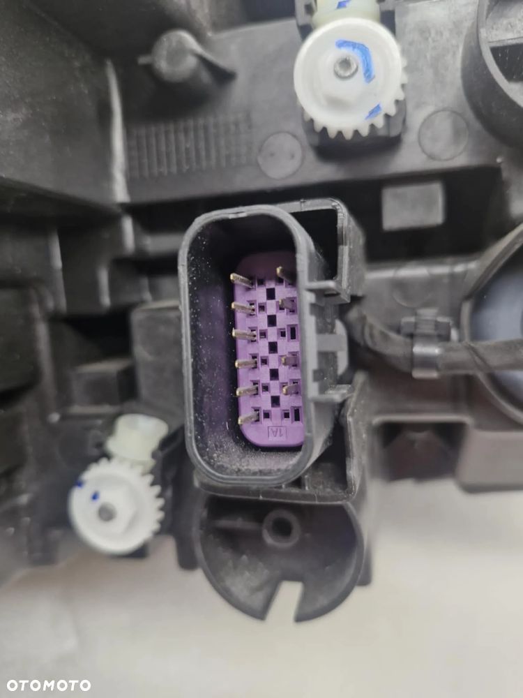 MG HS EHS FULL LED LAMPA LEWA/PRAWA PRZÓD KOMPLET 100-40160/100-40160 - 12