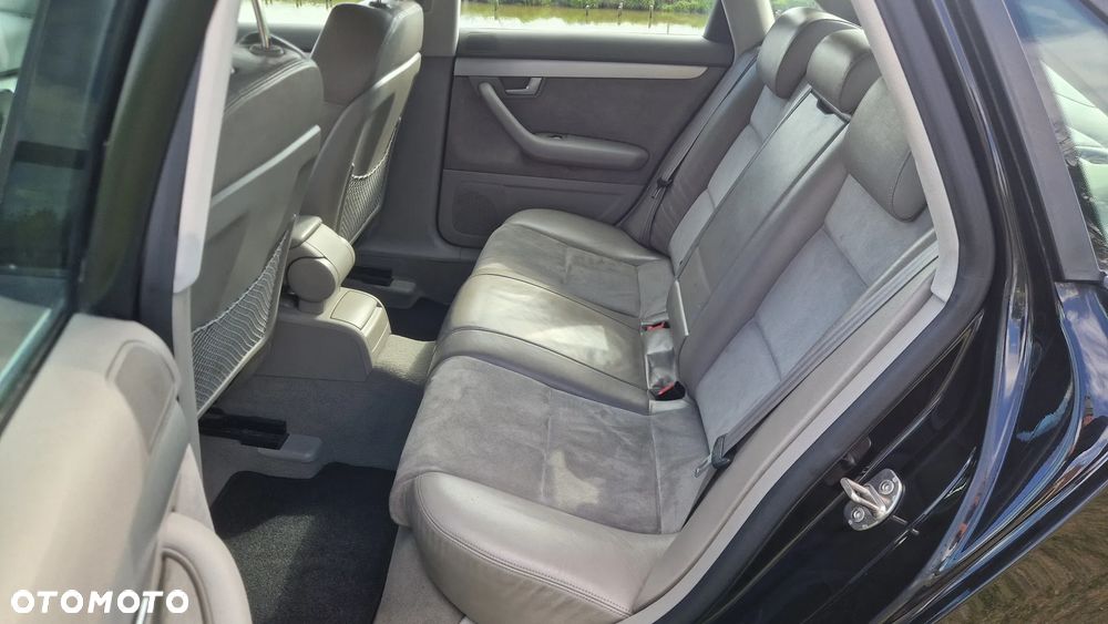 Audi A4 Limousine 2.0 T FSI multitronic - 14