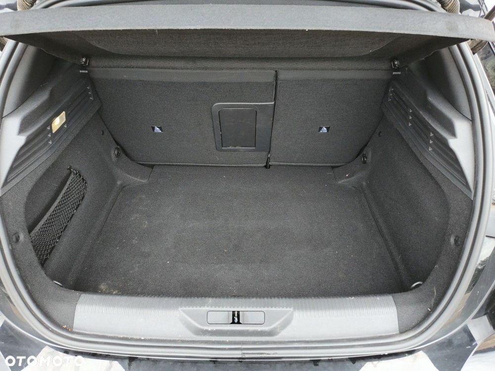 Peugeot 308 Hybrid 136e-DSC6 GT - 6