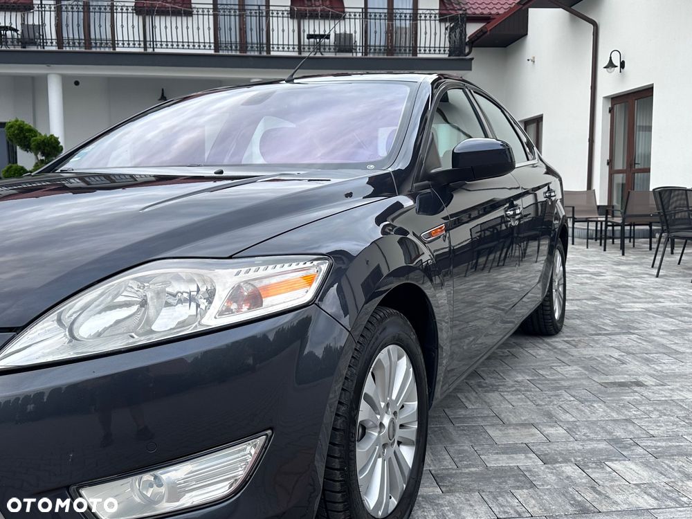 Ford Mondeo 1.8 TDCi Ghia - 8