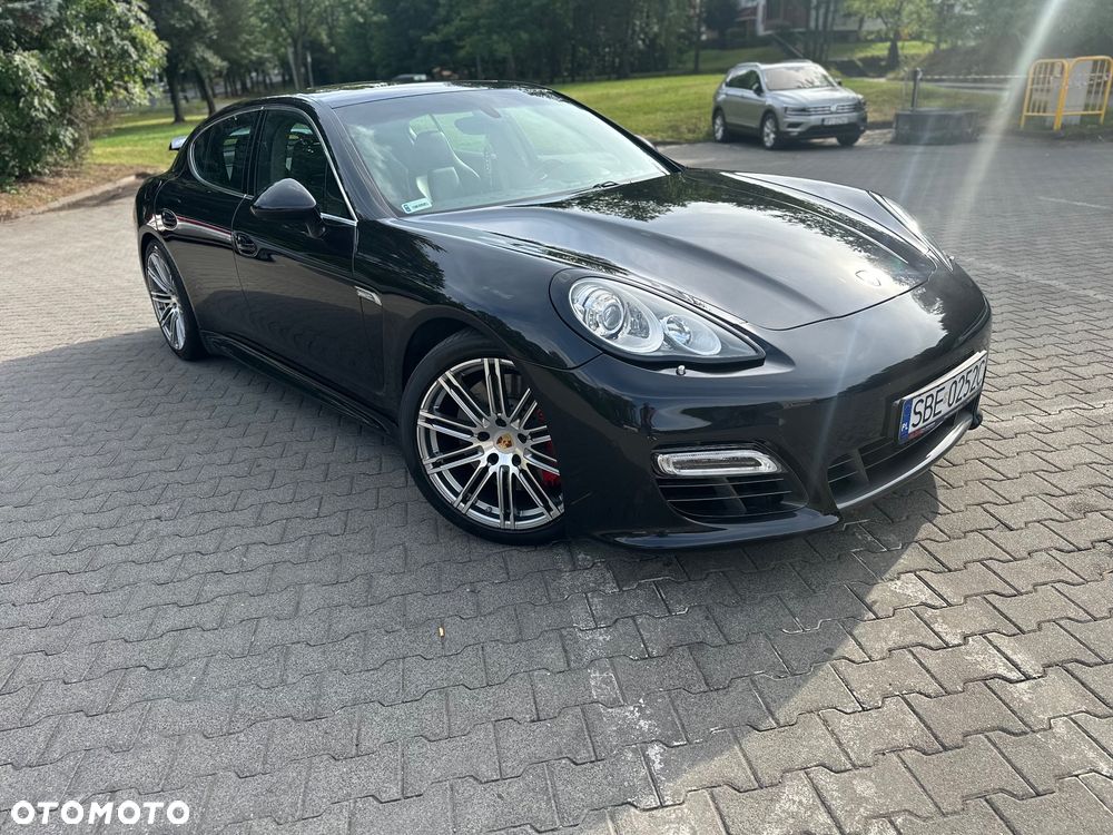 Porsche Panamera 4S - 2