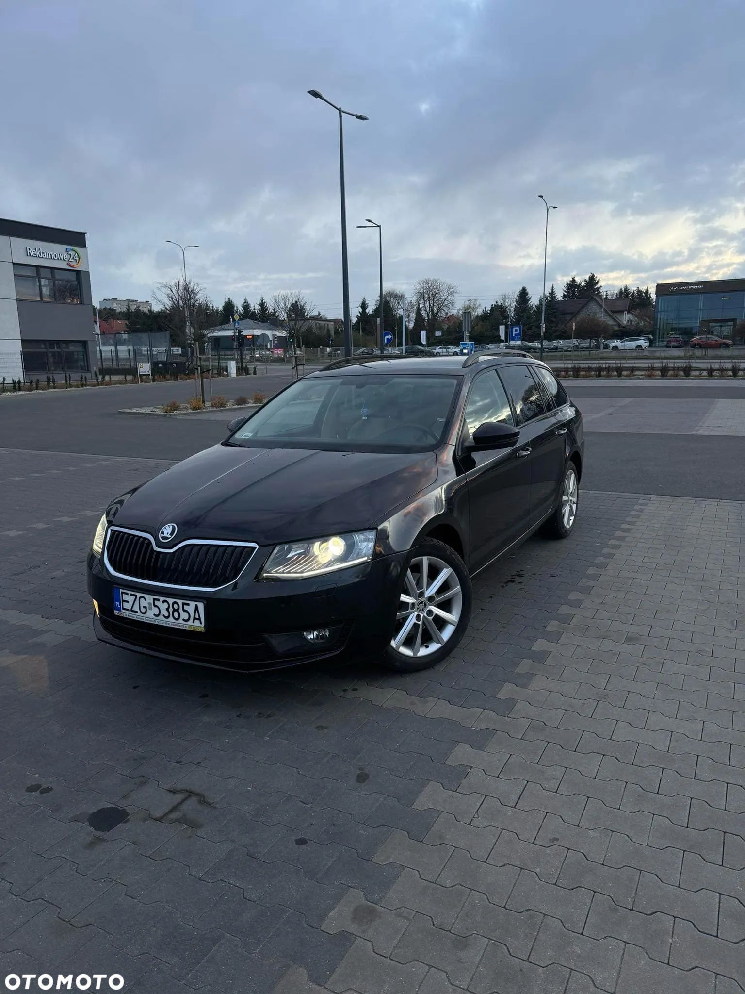 Skoda Octavia 1.4 TSI Ambition DSG - 1