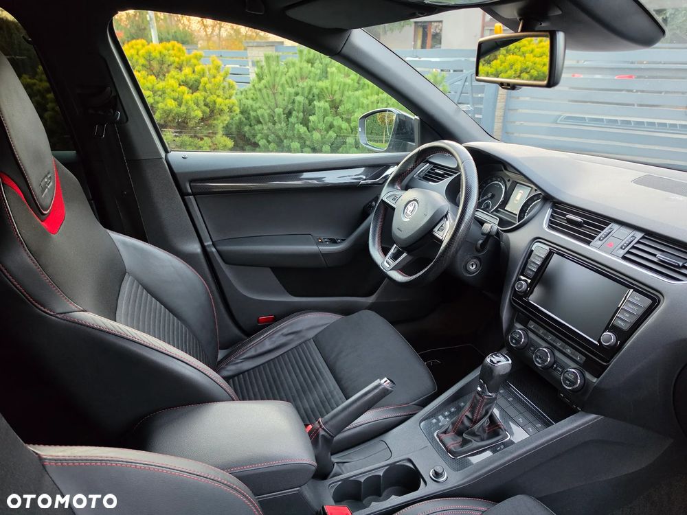 Skoda Octavia 2.0 TDI (Green tec) 4x4 DSG RS - 8