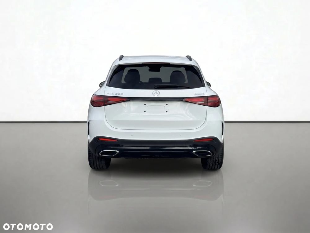 Mercedes-Benz GLC - 7