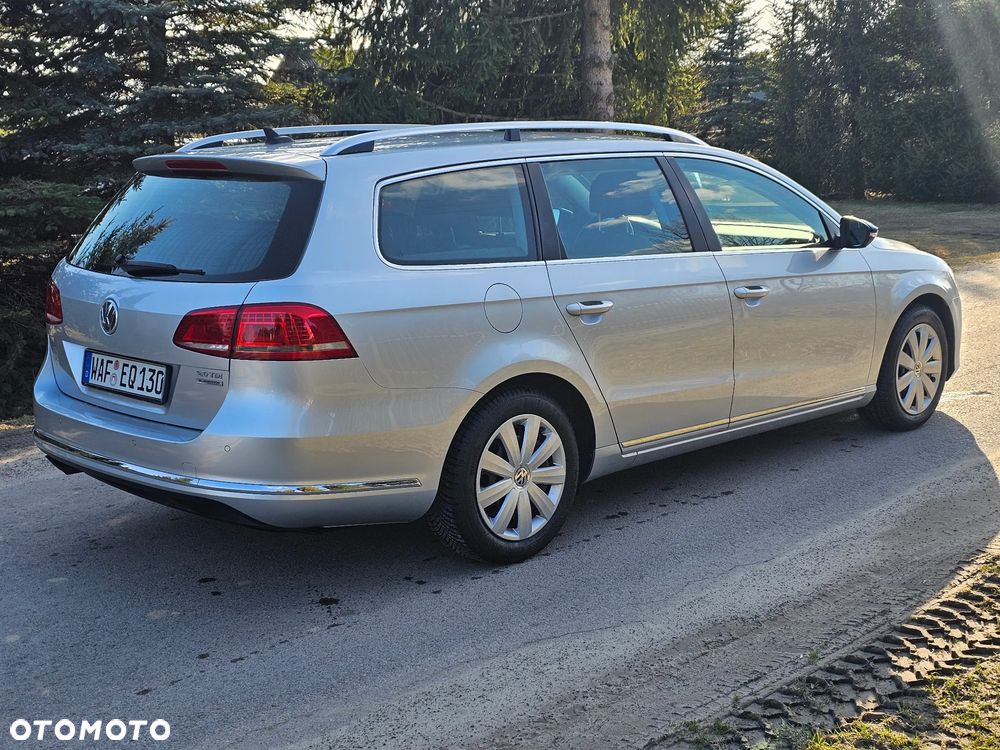 Volkswagen Passat 2.0 TDI BlueMotion Technology Highline - 30