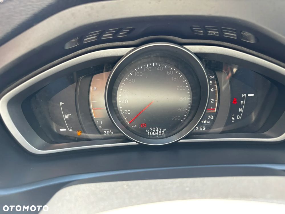 Volvo V40 Cross Country T4 Drive-E Momentum - 32