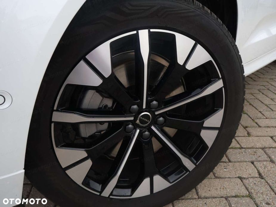 Volvo ES90 - 18