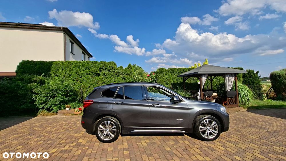 BMW X1 xDrive18d xLine - 8