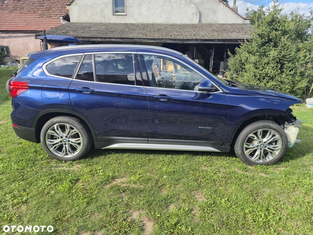 BMW X1 - 1