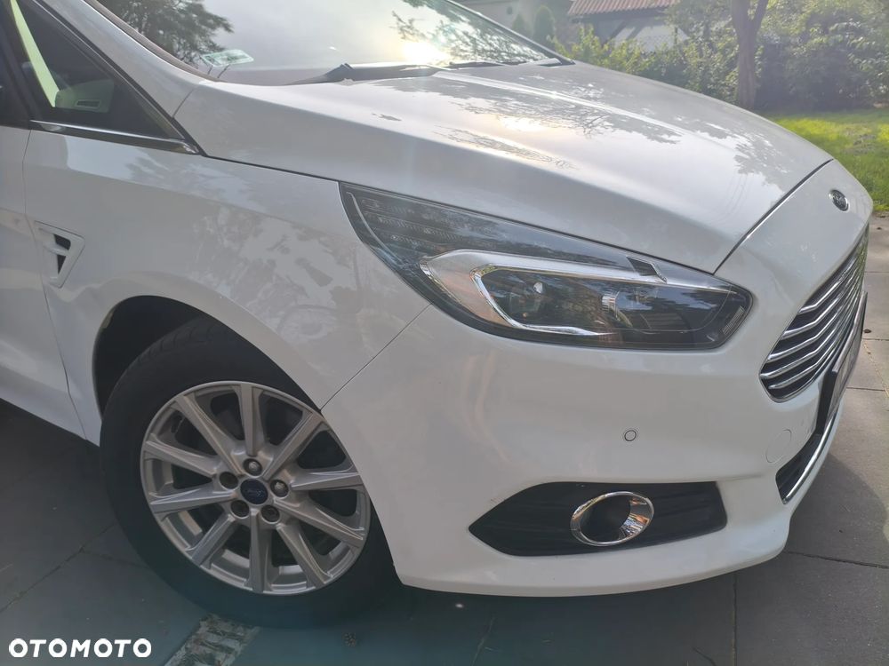 Ford S-Max - 26